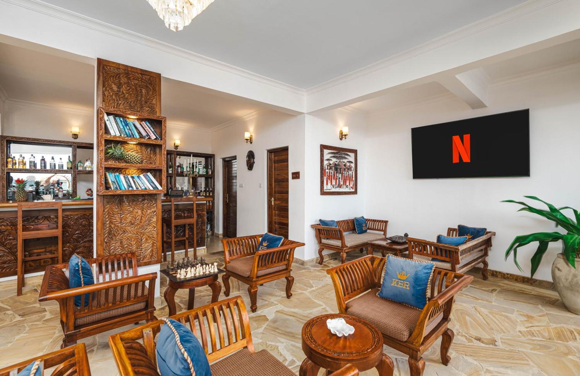 Karibu Beach Resort Понгве Экстерьер фото