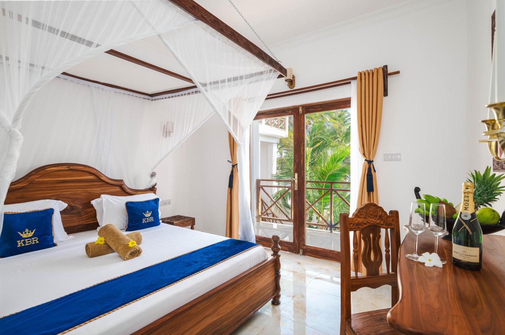 Karibu Beach Resort Понгве Экстерьер фото